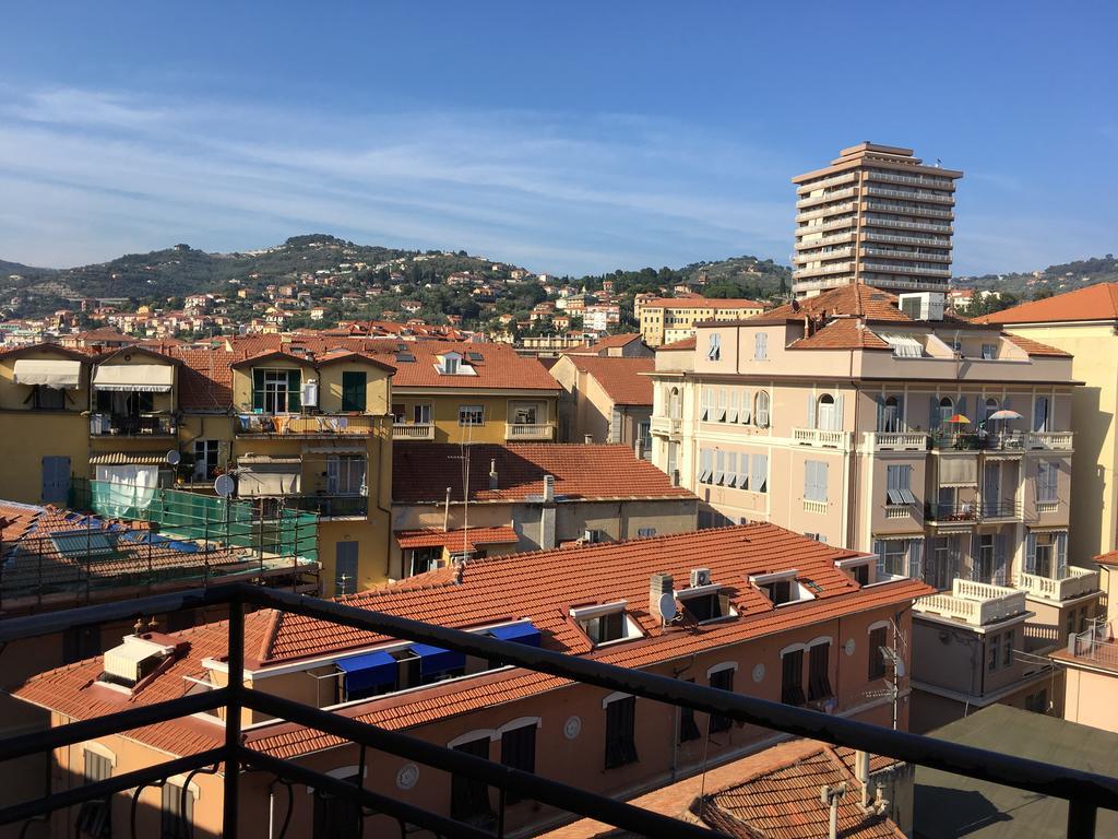 Ferienwohnung Nemo Imperia Exterior foto
