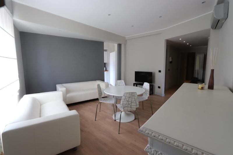 Ferienwohnung Nemo Imperia Exterior foto
